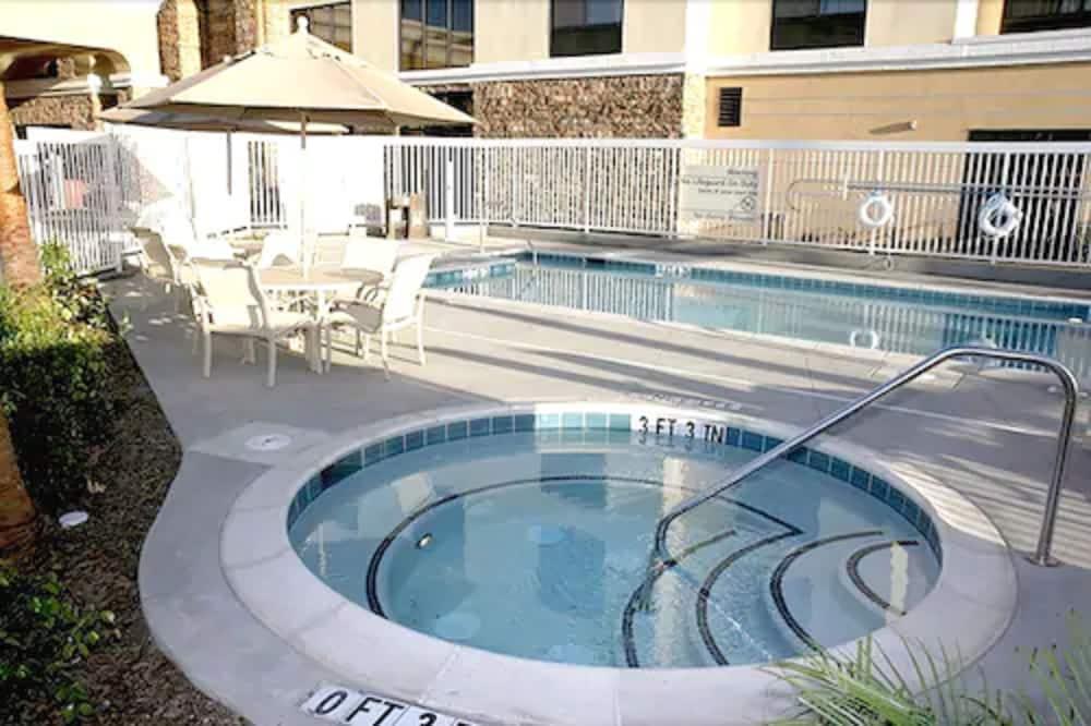 Hampton Inn & Suites Chino Hills Facilidades foto